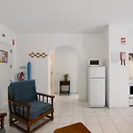 Tranquil Escape - Da Rocha Daire